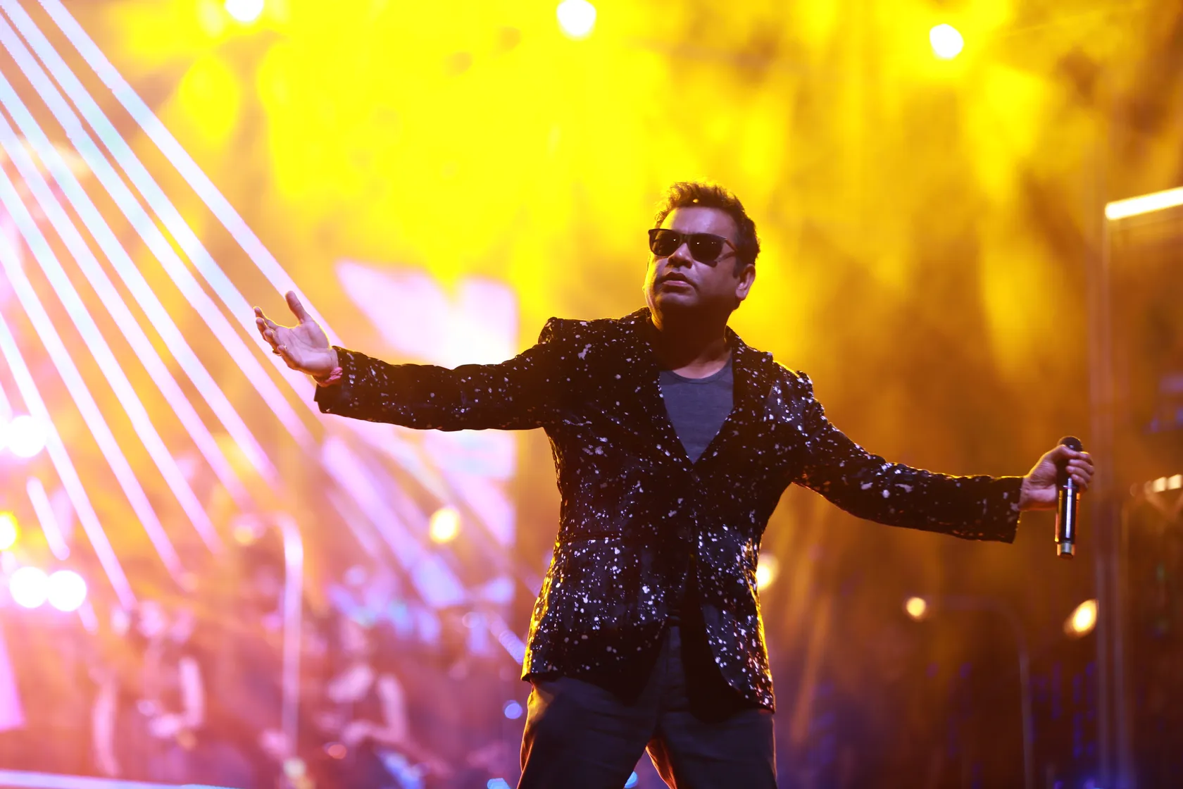 Vendhu Thanindhathu Kaadu audio launch 3